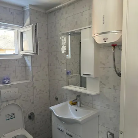 Apartment A&a *